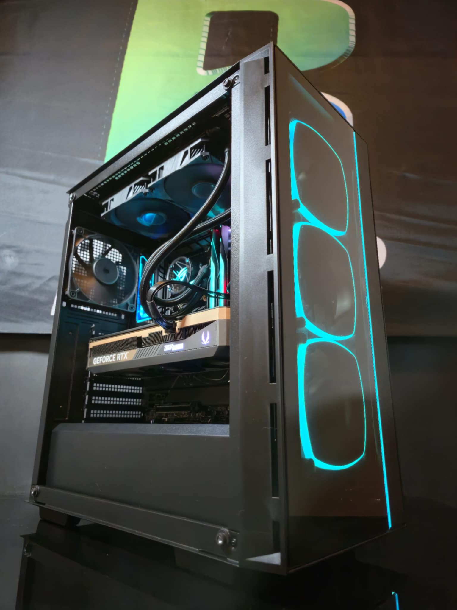 Deluxe Gaming Ultra
