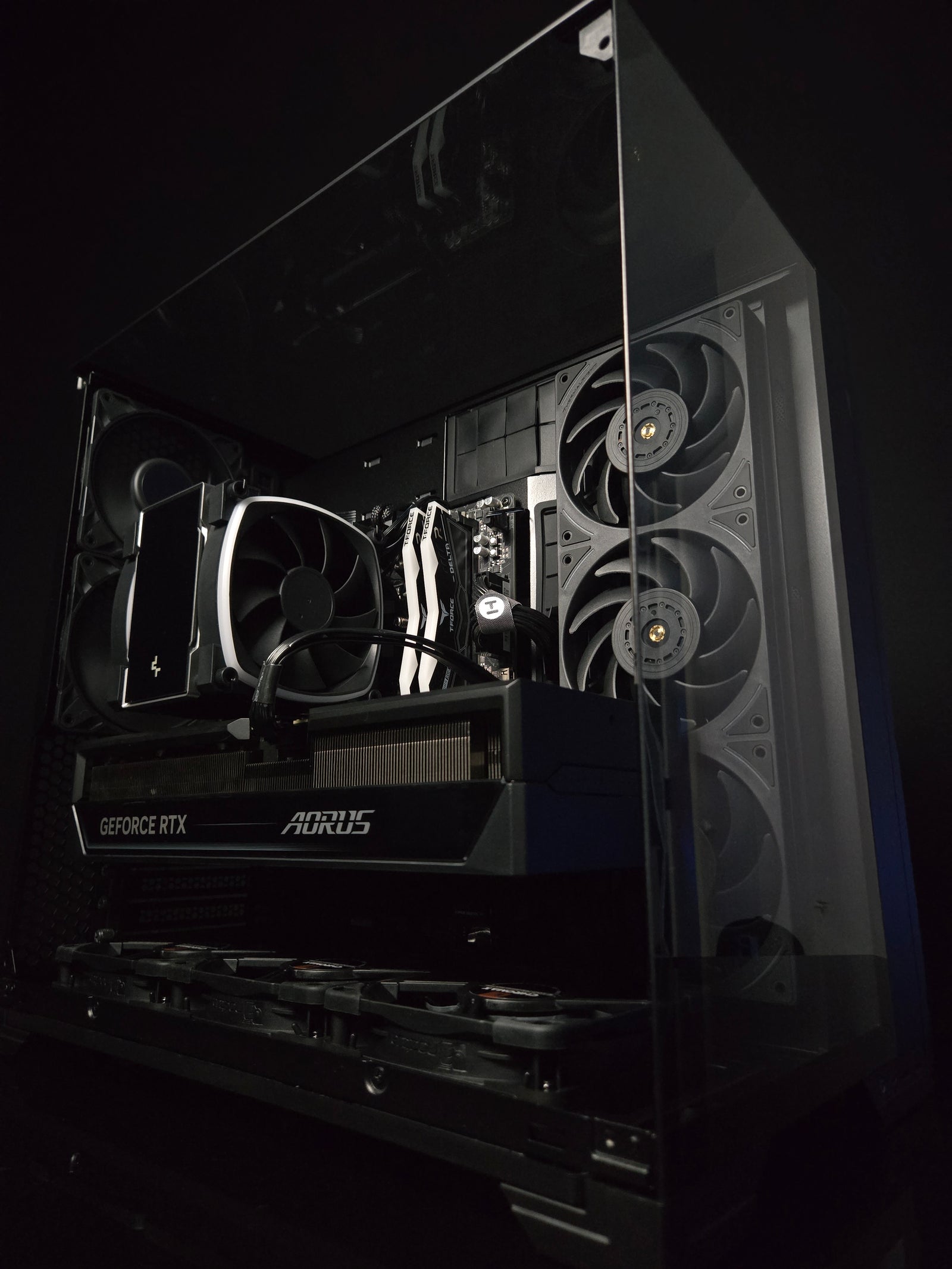 PROJECT VISION : 9850X3D / 5090 MASTER