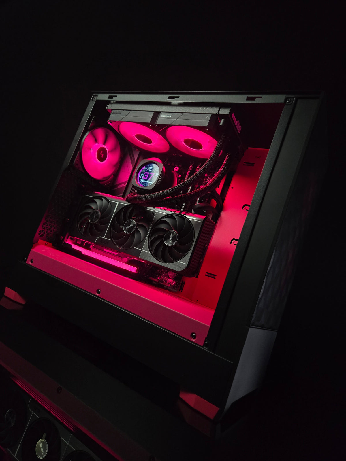 Magenta Core – Pro build Informatique