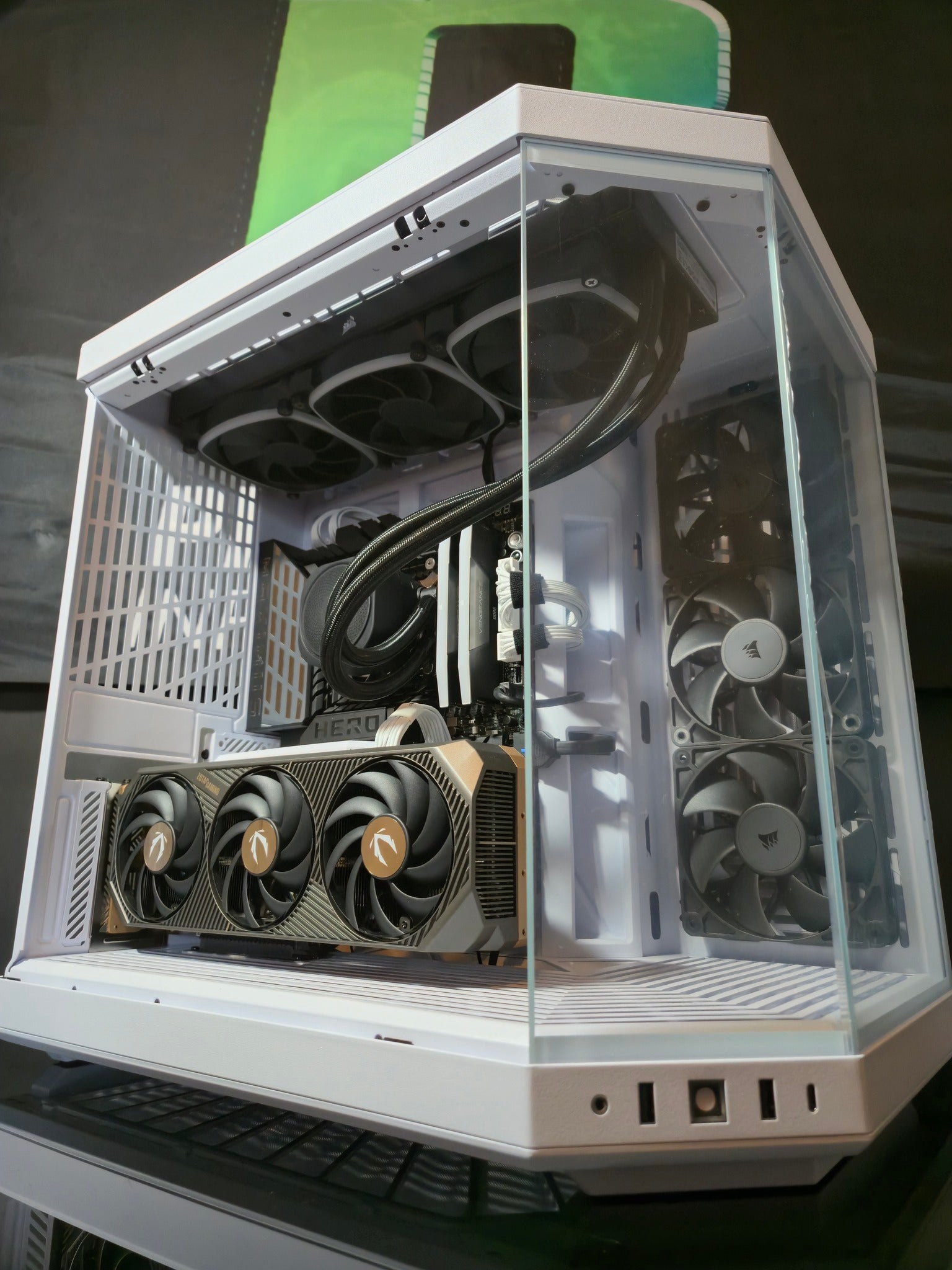 Core Ultra 7 (20 Coeurs) & RTX 5080