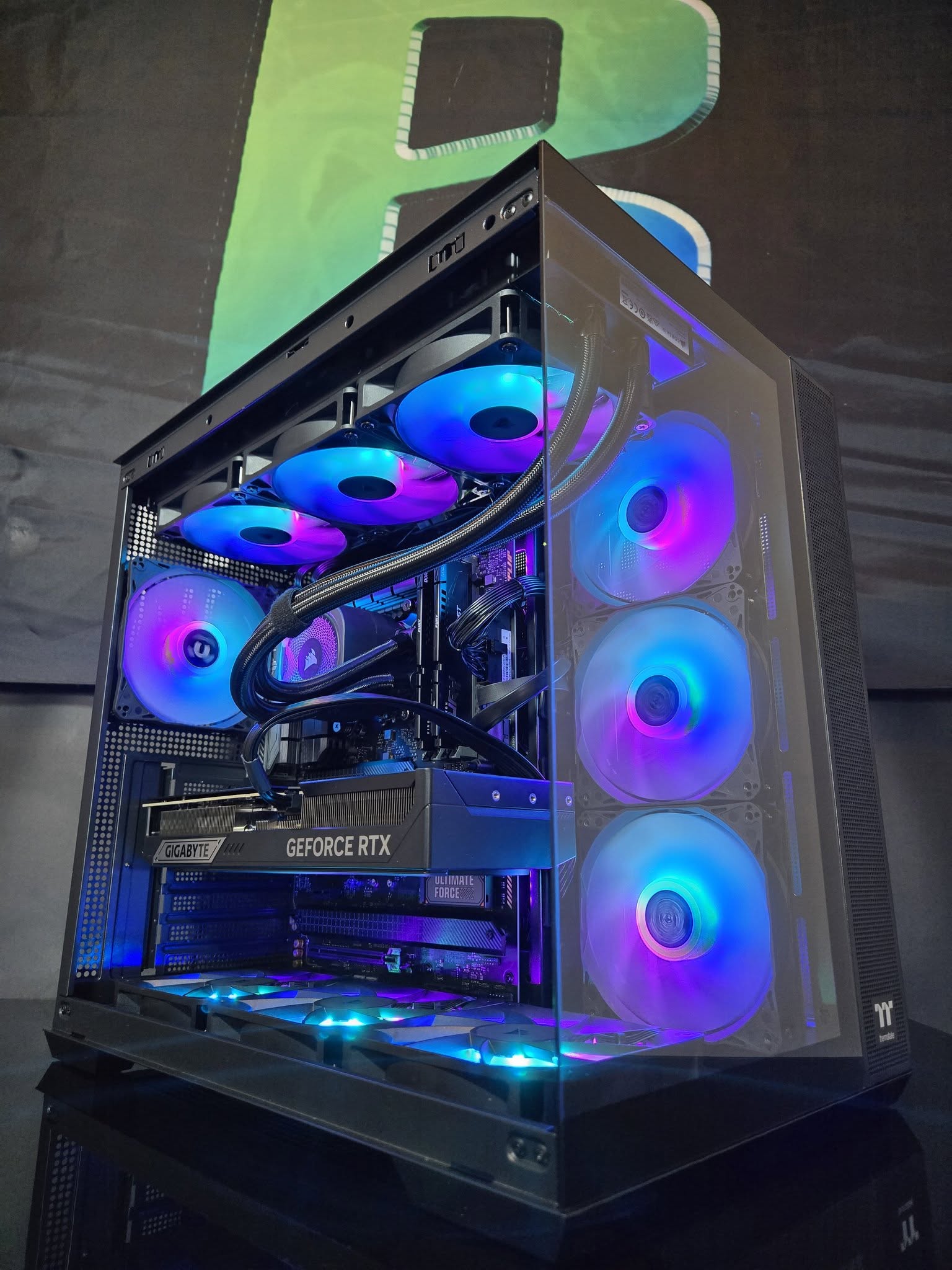 (2K Ultra • 4K)